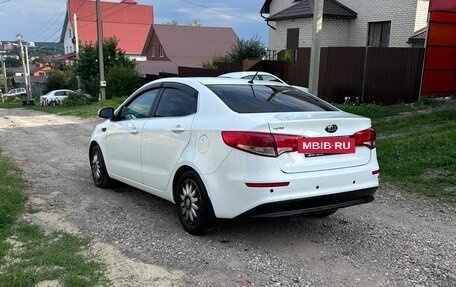 KIA Rio III рестайлинг, 2016 год, 900 000 рублей, 7 фотография