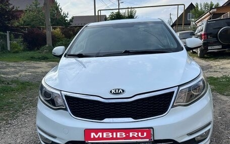 KIA Rio III рестайлинг, 2016 год, 900 000 рублей, 14 фотография