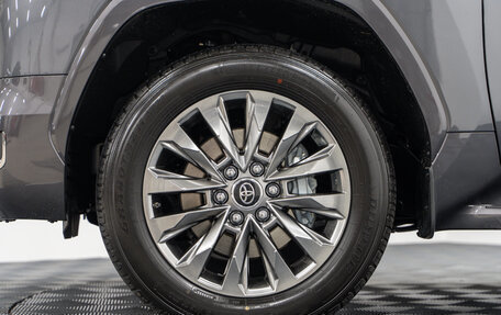 Toyota Land Cruiser, 2025 год, 15 990 000 рублей, 3 фотография