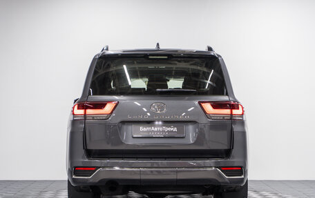 Toyota Land Cruiser, 2025 год, 15 990 000 рублей, 8 фотография