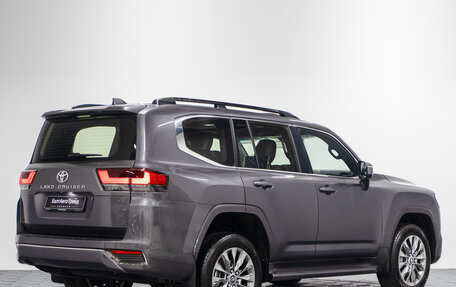 Toyota Land Cruiser, 2025 год, 15 990 000 рублей, 7 фотография