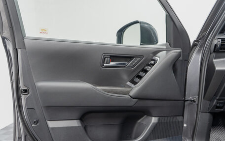 Toyota Land Cruiser, 2025 год, 15 990 000 рублей, 26 фотография