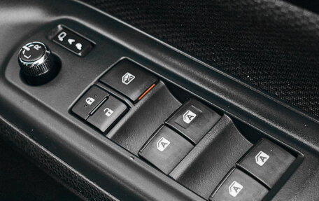 Toyota Noah III, 2014 год, 1 750 000 рублей, 23 фотография