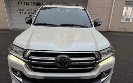 Toyota Land Cruiser 200, 2018 год, 7 500 000 рублей, 1 фотография