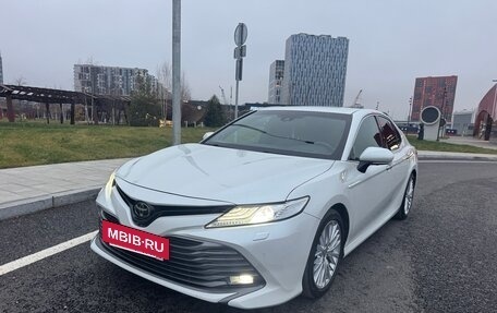 Toyota Camry, 2020 год, 3 150 000 рублей, 2 фотография