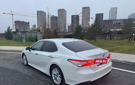 Toyota Camry, 2020 год, 3 150 000 рублей, 7 фотография