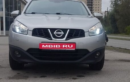 Nissan Qashqai, 2013 год, 900 000 рублей, 3 фотография