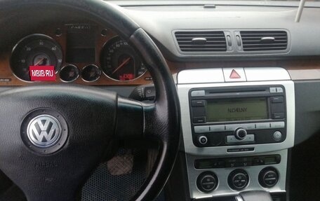 Volkswagen Passat B6, 2007 год, 660 000 рублей, 2 фотография