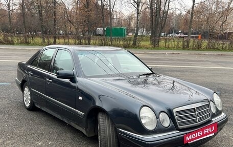 Mercedes-Benz E-Класс, 1998 год, 620 000 рублей, 2 фотография
