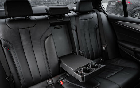 BMW 5 серия, 2018 год, 3 299 000 рублей, 31 фотография