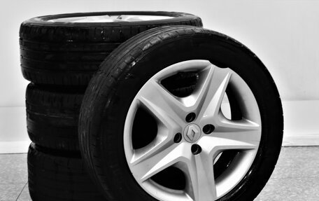 Renault Sandero II рестайлинг, 2018 год, 1 030 000 рублей, 14 фотография