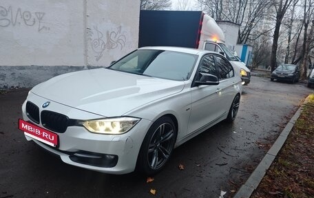 BMW 3 серия, 2012 год, 1 600 000 рублей, 3 фотография