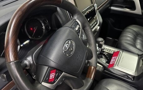 Toyota Land Cruiser 200, 2018 год, 7 500 000 рублей, 20 фотография