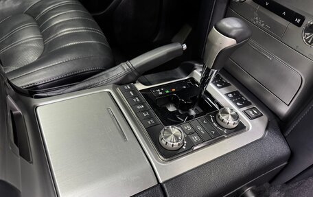 Toyota Land Cruiser 200, 2018 год, 7 500 000 рублей, 30 фотография