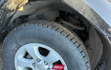 Toyota Land Cruiser Prado 120 рестайлинг, 2004 год, 2 000 000 рублей, 9 фотография