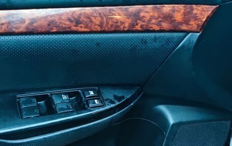 Subaru Outback IV рестайлинг, 2010 год, 1 700 000 рублей, 19 фотография