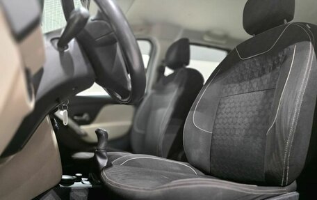 Renault Logan II, 2014 год, 699 000 рублей, 9 фотография