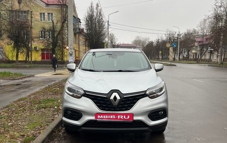 Renault Kadjar I рестайлинг, 2019 год, 1 800 000 рублей, 1 фотография