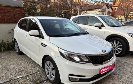 KIA Rio III рестайлинг, 2015 год, 920 000 рублей, 2 фотография