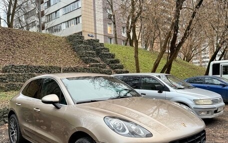 Porsche Macan I рестайлинг, 2014 год, 3 300 000 рублей, 2 фотография