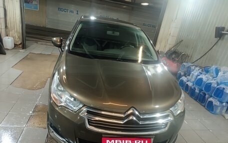 Citroen C4 II рестайлинг, 2015 год, 965 000 рублей, 1 фотография