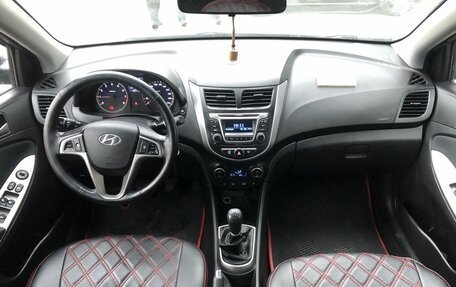 Hyundai Solaris II рестайлинг, 2016 год, 920 000 рублей, 10 фотография