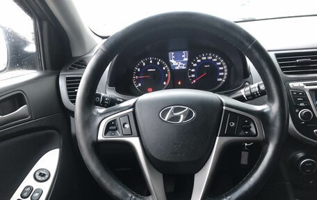 Hyundai Solaris II рестайлинг, 2016 год, 920 000 рублей, 12 фотография