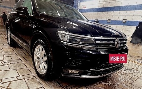 Volkswagen Tiguan II, 2017 год, 2 470 000 рублей, 3 фотография