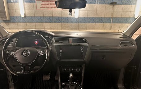 Volkswagen Tiguan II, 2017 год, 2 470 000 рублей, 11 фотография