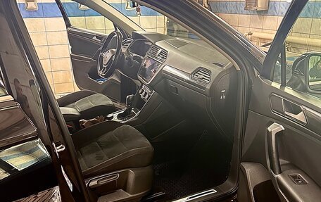 Volkswagen Tiguan II, 2017 год, 2 470 000 рублей, 10 фотография