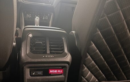 Volkswagen Tiguan II, 2017 год, 2 470 000 рублей, 14 фотография