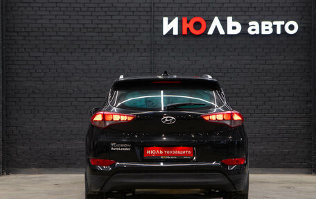 Hyundai Tucson III, 2018 год, 2 100 000 рублей, 8 фотография