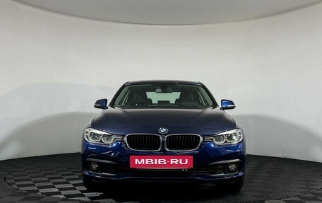 BMW 3 серия, 2018 год, 2 297 000 рублей, 3 фотография