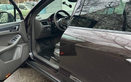 Porsche Macan I рестайлинг, 2018 год, 4 000 000 рублей, 7 фотография