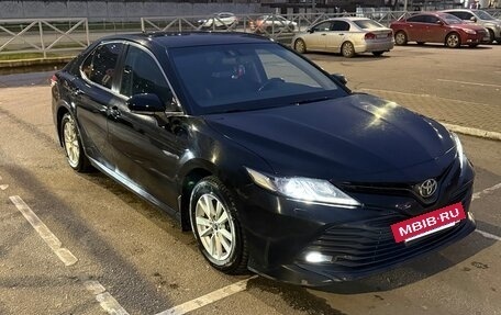 Toyota Camry, 2019 год, 2 485 000 рублей, 2 фотография