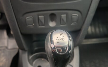 Renault Logan II, 2021 год, 619 000 рублей, 6 фотография