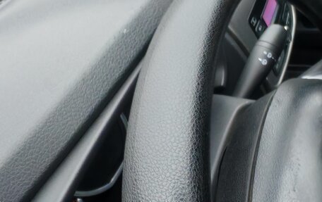 Renault Logan II, 2021 год, 619 000 рублей, 11 фотография