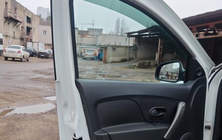 Renault Logan II, 2021 год, 619 000 рублей, 10 фотография