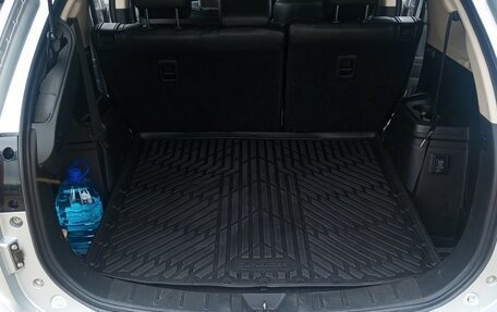 Mitsubishi Outlander III рестайлинг 3, 2020 год, 1 999 999 рублей, 13 фотография