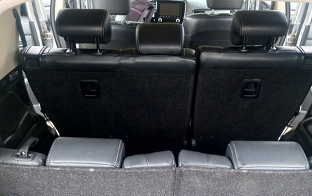 Mitsubishi Outlander III рестайлинг 3, 2020 год, 1 999 999 рублей, 14 фотография