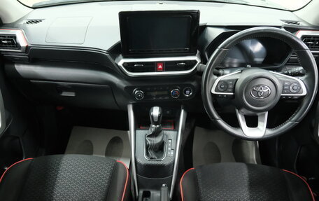 Toyota Raize I, 2021 год, 1 749 000 рублей, 15 фотография