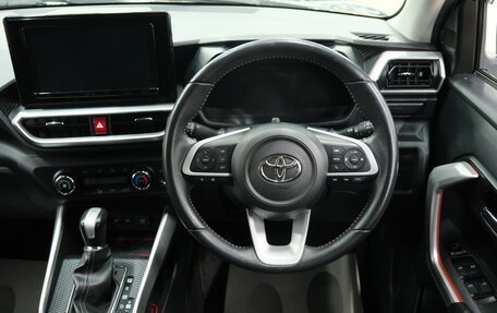 Toyota Raize I, 2021 год, 1 749 000 рублей, 11 фотография