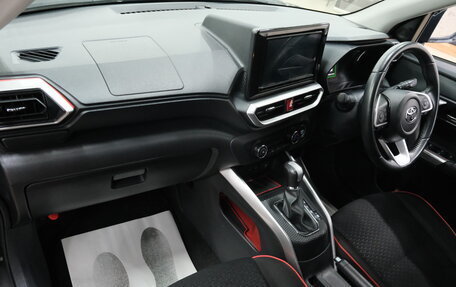 Toyota Raize I, 2021 год, 1 749 000 рублей, 20 фотография