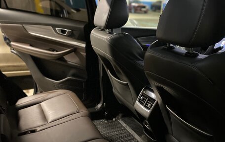 Chery Tiggo 8 Pro, 2021 год, 1 680 000 рублей, 10 фотография