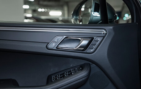 Porsche Macan I рестайлинг, 2025 год, 11 990 000 рублей, 24 фотография