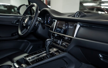 Porsche Macan I рестайлинг, 2025 год, 11 990 000 рублей, 32 фотография