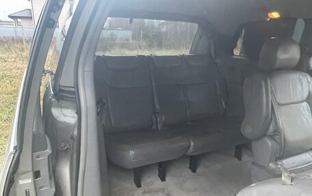 Toyota Sienna II рестайлинг, 2005 год, 1 000 000 рублей, 20 фотография