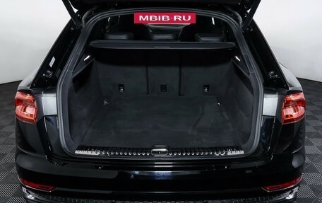 Audi SQ8, 2019 год, 11 000 000 рублей, 10 фотография