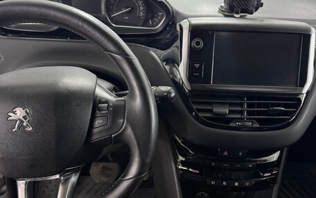 Peugeot 208 II, 2012 год, 650 000 рублей, 12 фотография