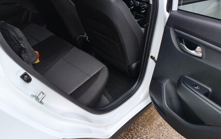 KIA Rio IV, 2018 год, 1 419 000 рублей, 15 фотография